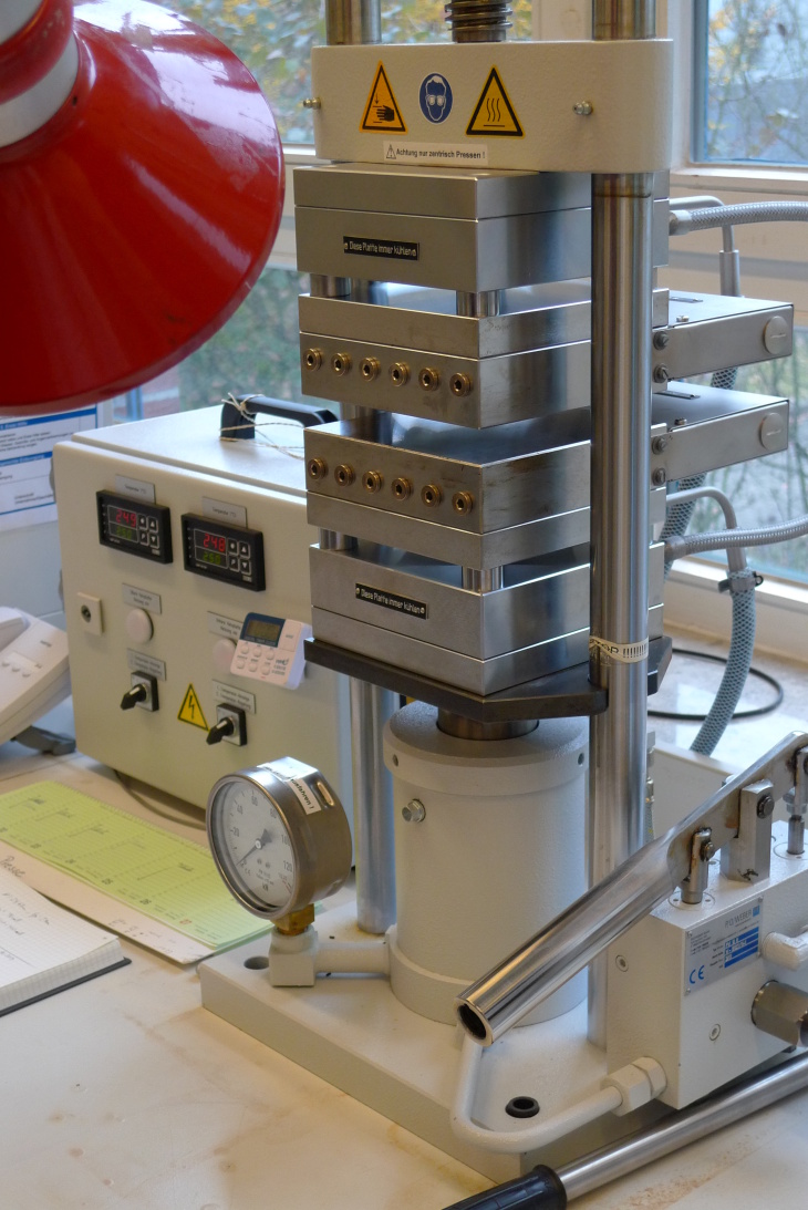 Hydraulische Laborpresse